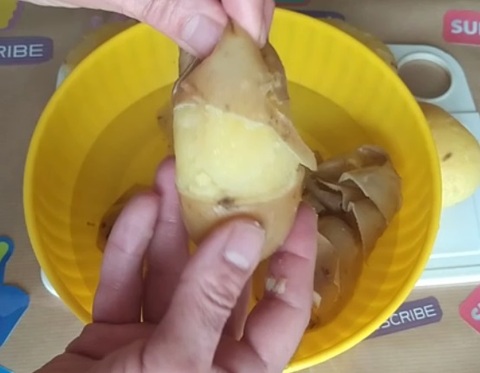 Trucco come sbucciare le patate lesse il metodo velocemente | Grandi Sconti | Video Fai da Te