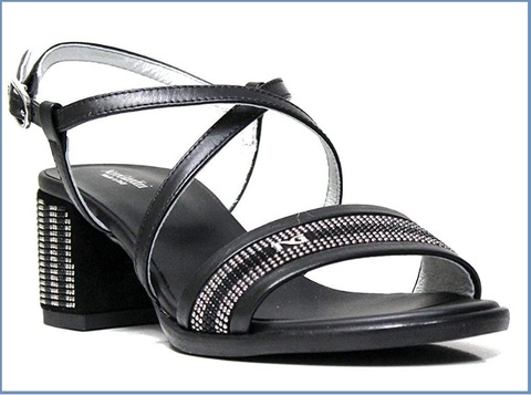 Sandalo con tacco della famosa marca nero giardini